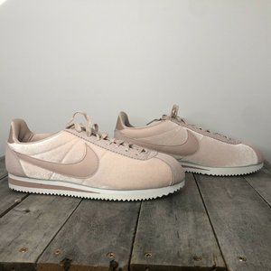 Nike Classic Cortez Se (902856-202) Particle Beige